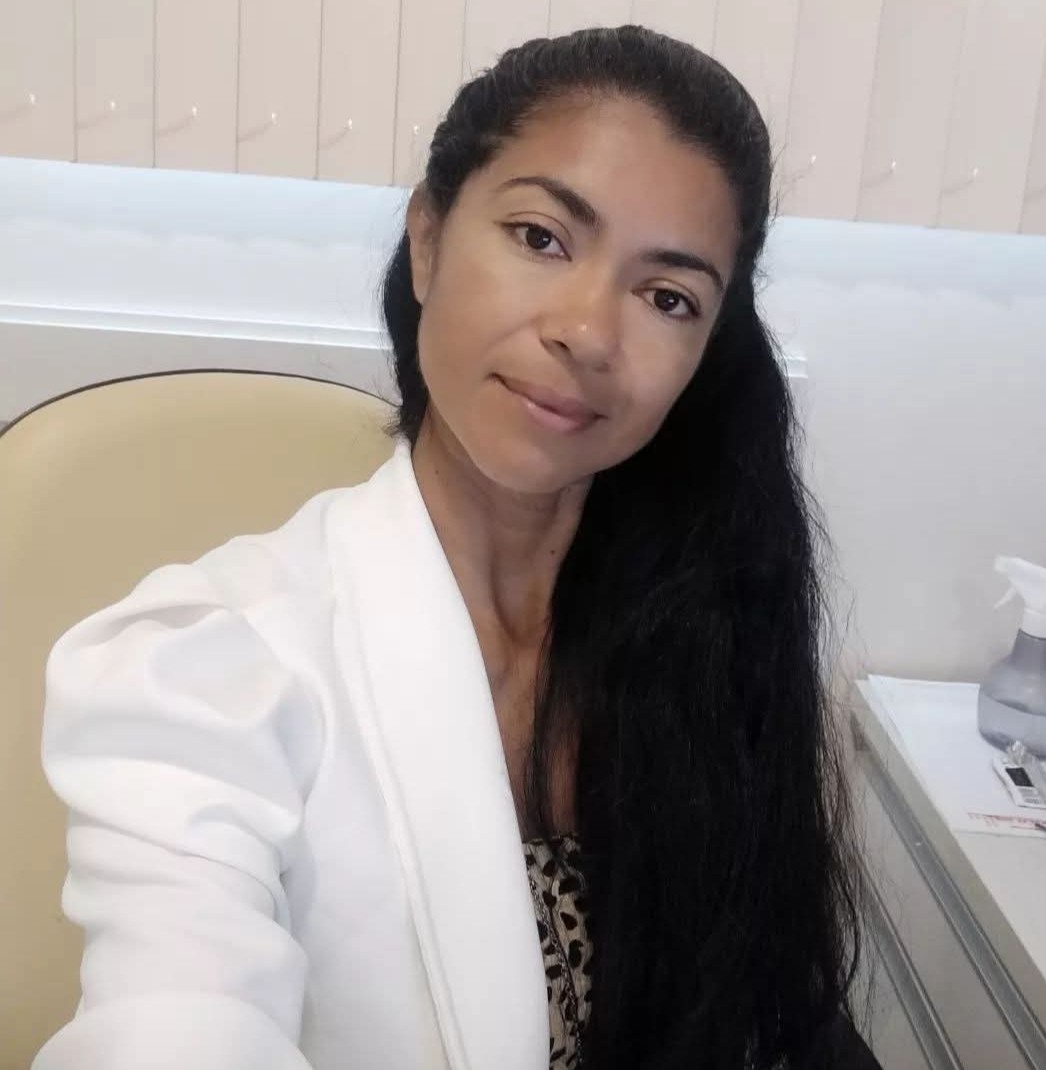 Foto de Dra. Ana Cláudia Souza dos Santos