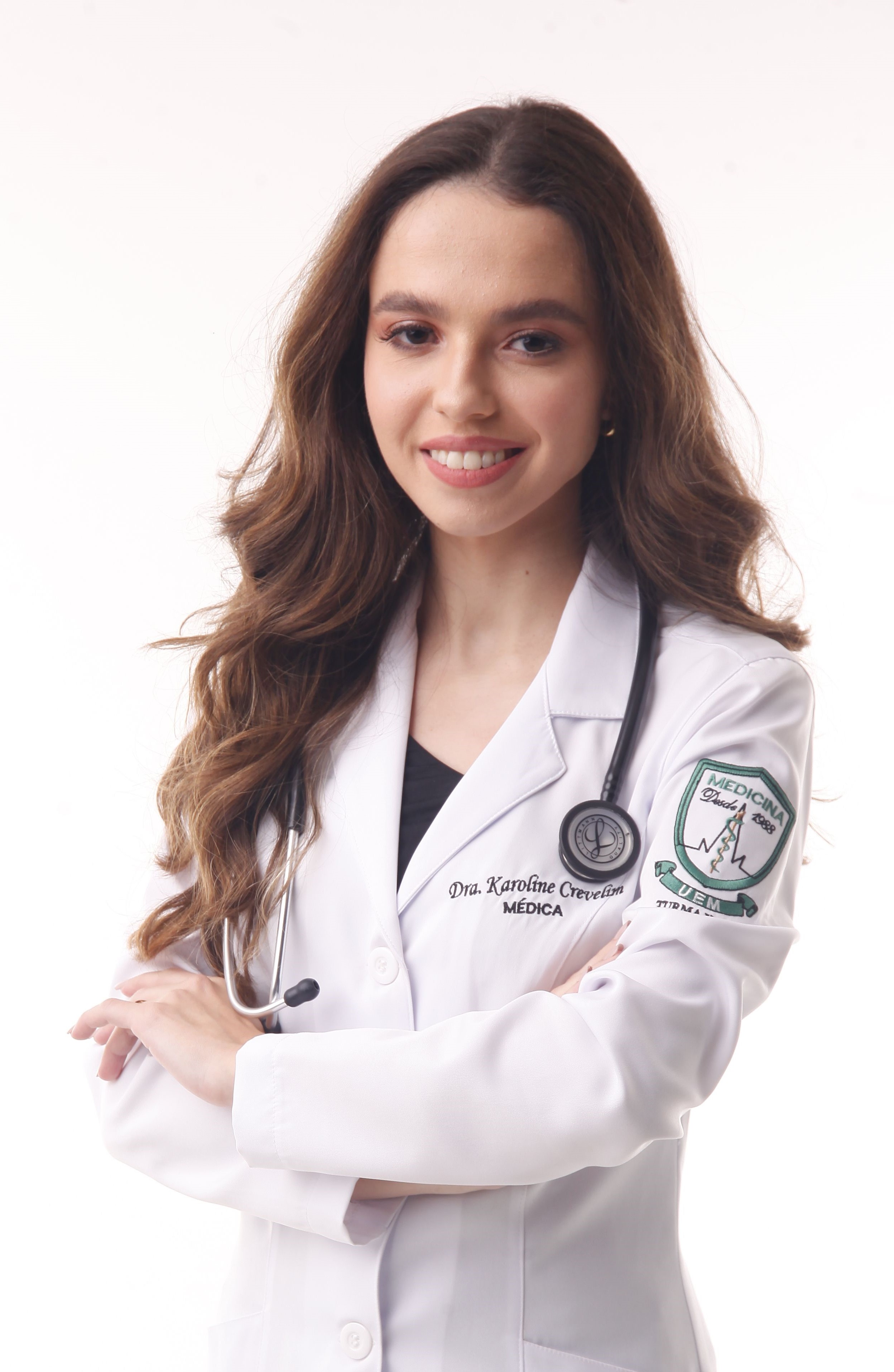 Dra. Karoline Rodrigues Crevelim